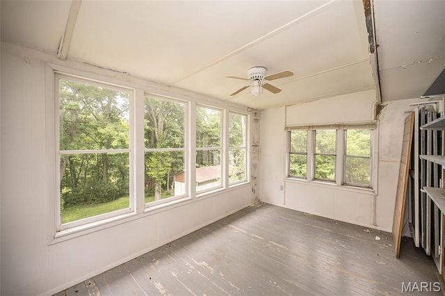 3037 Upper Moss Hollow Road, Barnhart, MO 63012