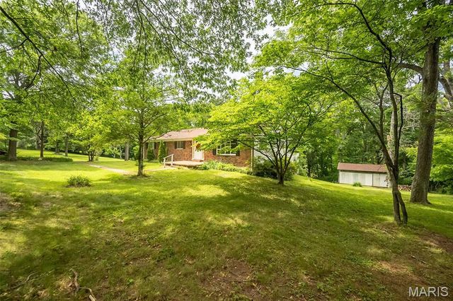 3037 Upper Moss Hollow Road, Barnhart, MO 63012