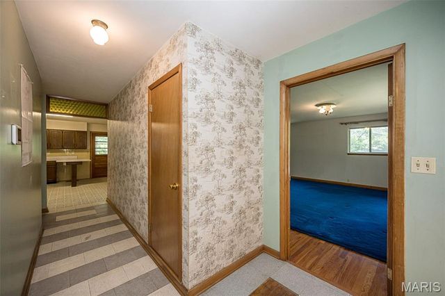 3037 Upper Moss Hollow Road, Barnhart, MO 63012
