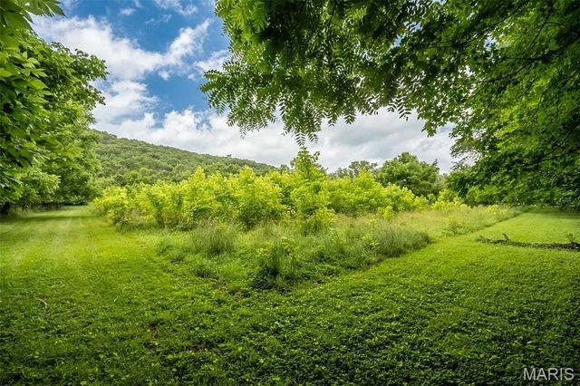3037 Upper Moss Hollow Road, Barnhart, MO 63012