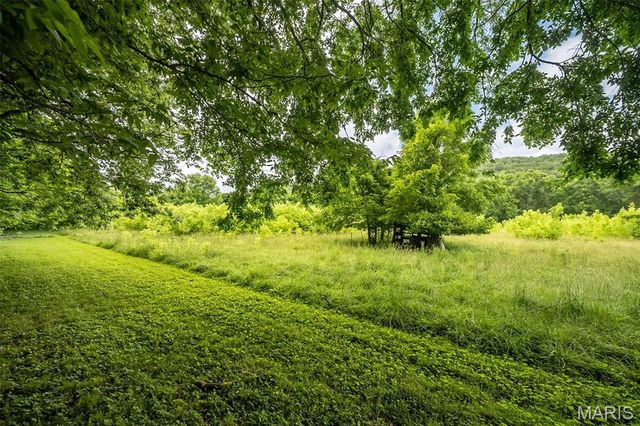 3037 Upper Moss Hollow Road, Barnhart, MO 63012