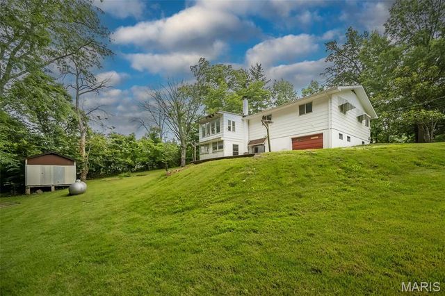 3037 Upper Moss Hollow Road, Barnhart, MO 63012