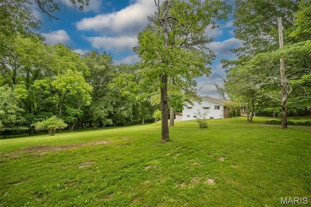 3037 Upper Moss Hollow Road, Barnhart, MO 63012