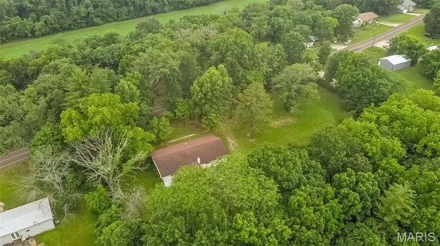 3037 Upper Moss Hollow Road, Barnhart, MO 63012