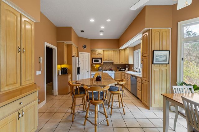 104 Edgewood Cove, Hattiesburg, MS 39402