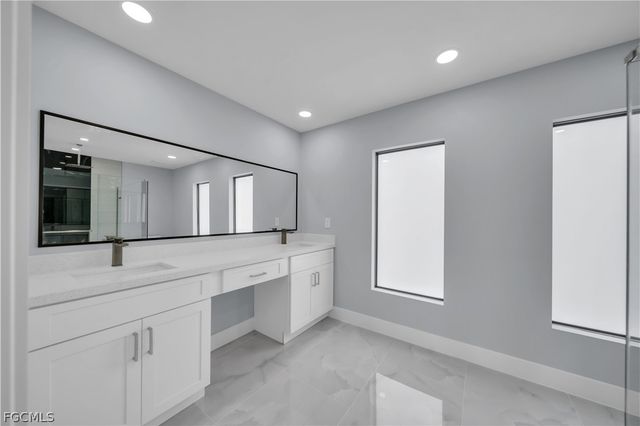 2600 38th ST SW, Lehigh Acres, FL 33976