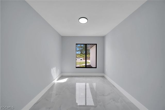 2600 38th ST SW, Lehigh Acres, FL 33976