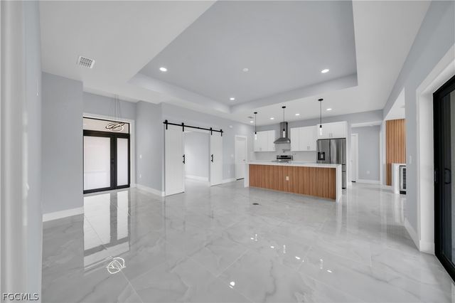 2600 38th ST SW, Lehigh Acres, FL 33976