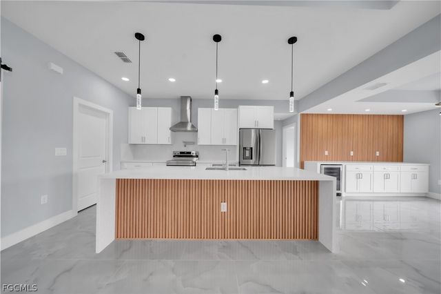 2600 38th ST SW, Lehigh Acres, FL 33976