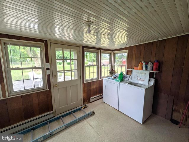 28740 SEAFORD RD, Laurel, DE 19956
