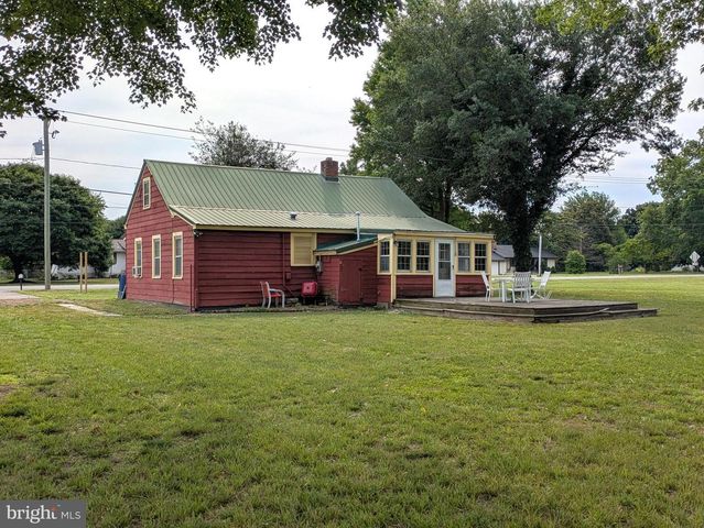 28740 SEAFORD RD, Laurel, DE 19956