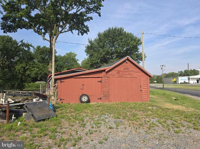 28740 SEAFORD RD, Laurel, DE 19956