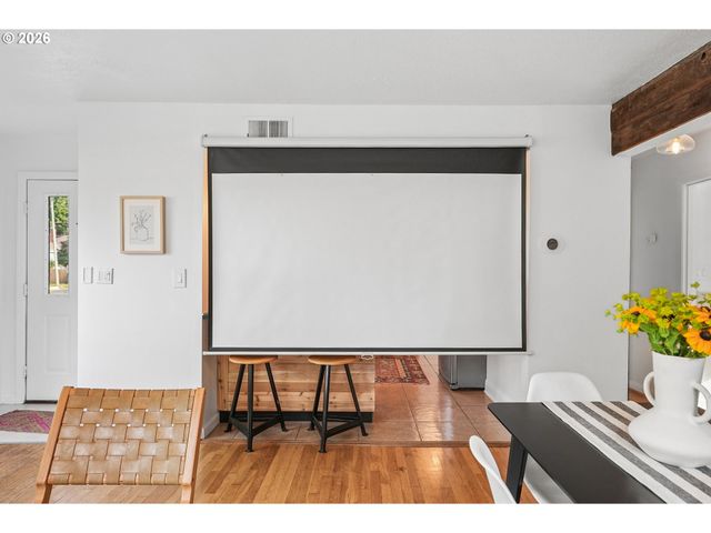 4915 Ne 78TH Ave, Portland, OR 97218
