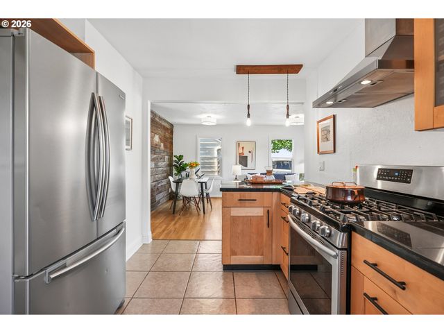 4915 Ne 78TH Ave, Portland, OR 97218