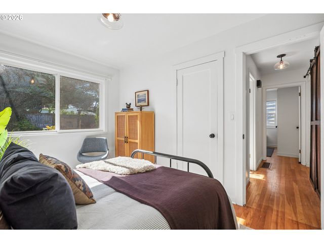 4915 Ne 78TH Ave, Portland, OR 97218