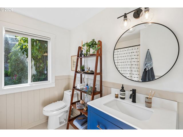 4915 Ne 78TH Ave, Portland, OR 97218