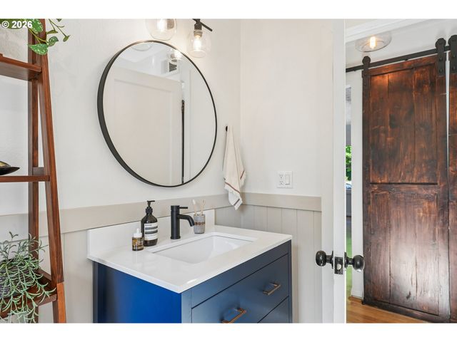 4915 Ne 78TH Ave, Portland, OR 97218