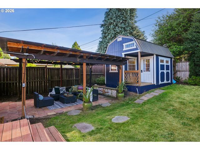 4915 Ne 78TH Ave, Portland, OR 97218