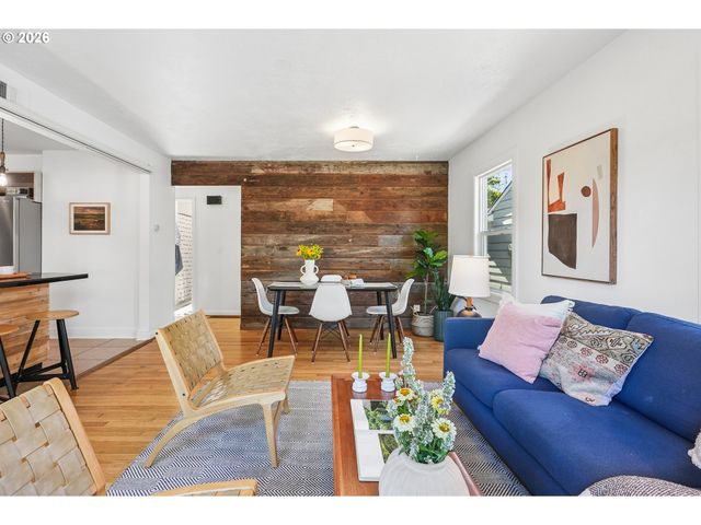 4915 Ne 78TH Ave, Portland, OR 97218