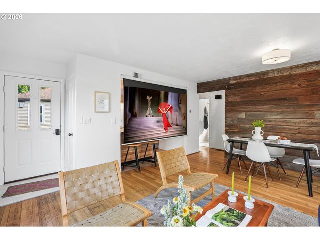 4915 Ne 78TH Ave, Portland, OR 97218