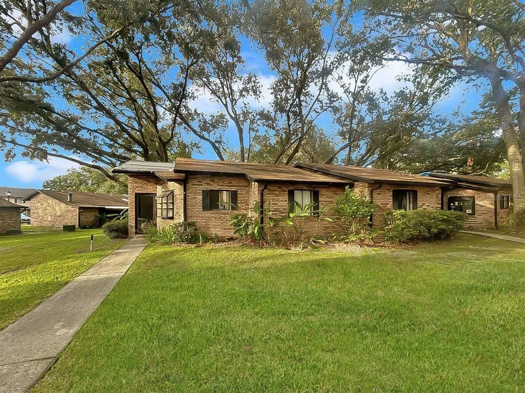 1735 FOXHALL CIRCLE 1, Kissimmee, FL 34741