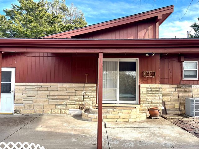 4531 S Pattie, Wichita, KS 67216