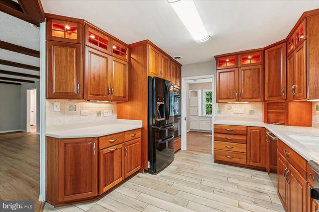 11803 EDEN RD, Silver Spring, MD 20904