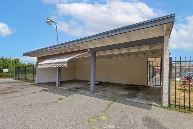 595 W Shamrock Street, Rialto, CA 92376