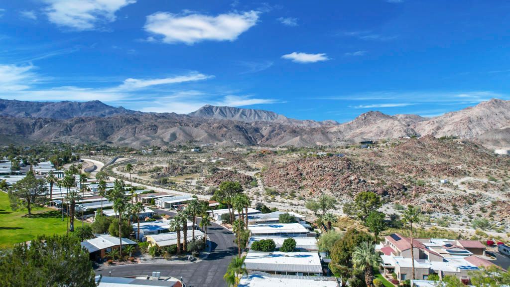 Image 36 of property listing at 49305 Highway 74 Spc 33, Palm Desert, CA 92260