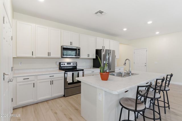 16612 W SIERRA Street, Surprise, AZ 85388