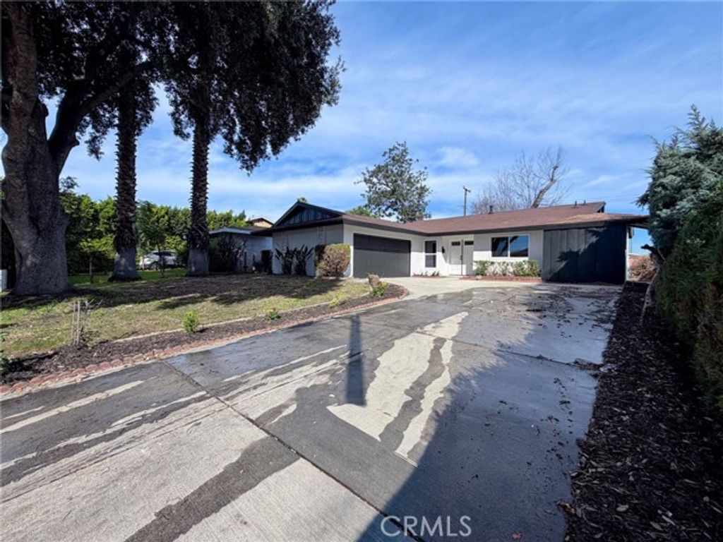 1634 Lantana, Pomona, CA 91766