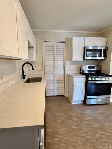 22133 Rosedale Street, St. Clair Shores, MI 48080