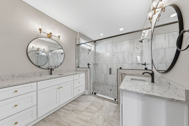 529 Greenfield Ln, Castalian Springs, TN 37031