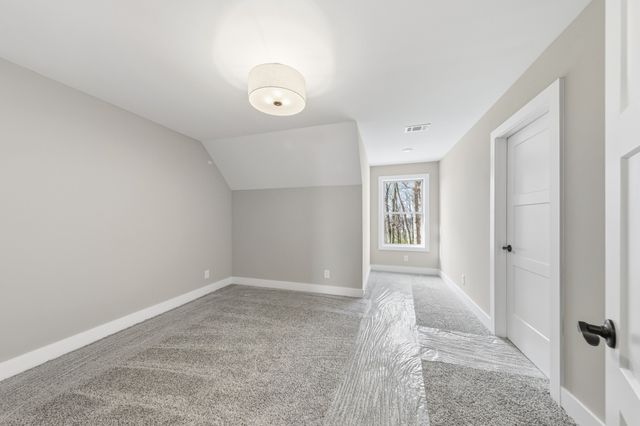 529 Greenfield Ln, Castalian Springs, TN 37031