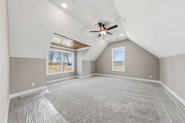 529 Greenfield Ln, Castalian Springs, TN 37031