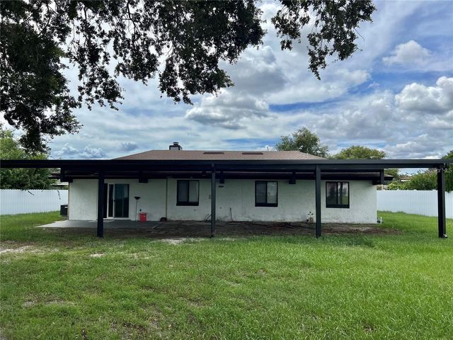 1052 MANCHESTER CIRCLE, Winter Park, FL 32792