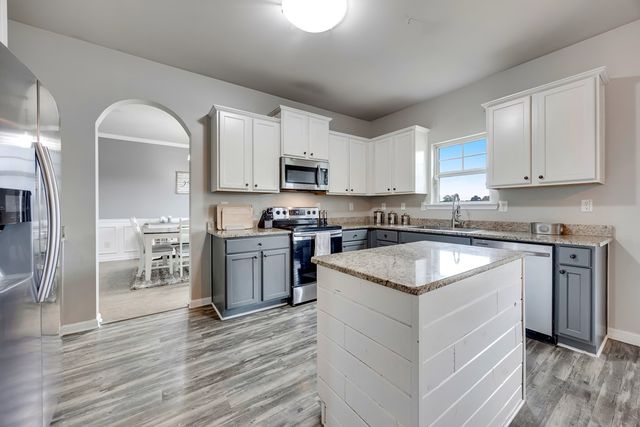 25 Red Maple Drive, Phenix City, AL 36869