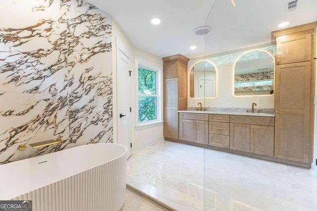 3621 Farmington Lane, Peachtree Corners, GA 30096