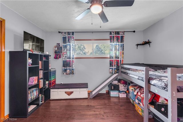 26913 Elizabeth Lane, Olmsted Falls, OH 44138