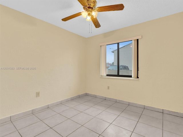 10828 SW 72nd St 205, Miami, FL 33173