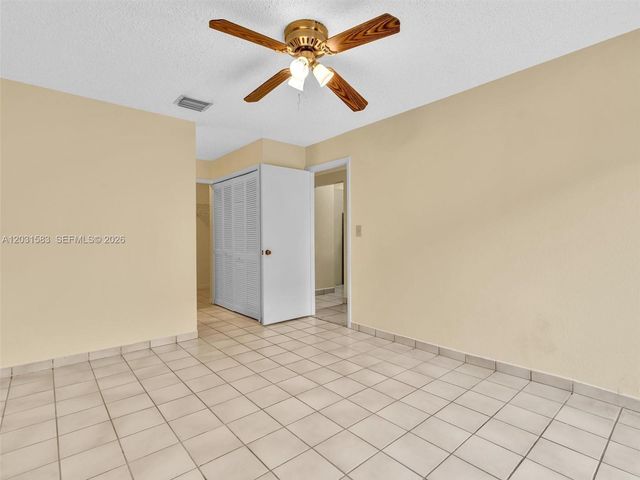 10828 SW 72nd St 205, Miami, FL 33173