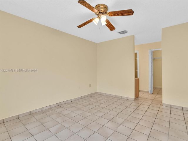 10828 SW 72nd St 205, Miami, FL 33173