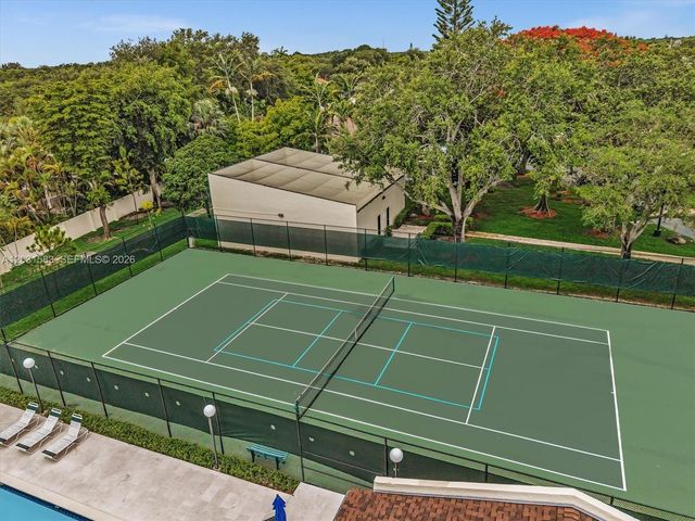 10828 SW 72nd St 205, Miami, FL 33173