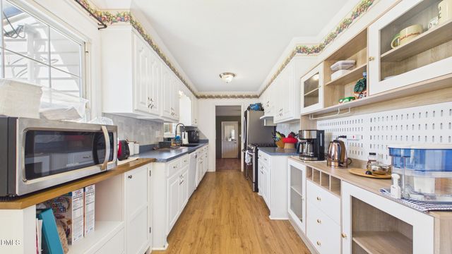 1506 Cadiz Street, Burlington, NC 27217