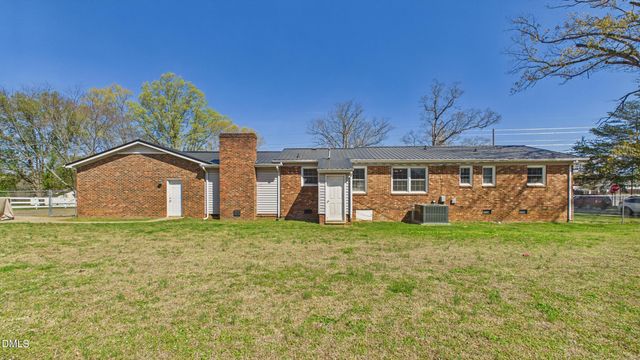 1506 Cadiz Street, Burlington, NC 27217
