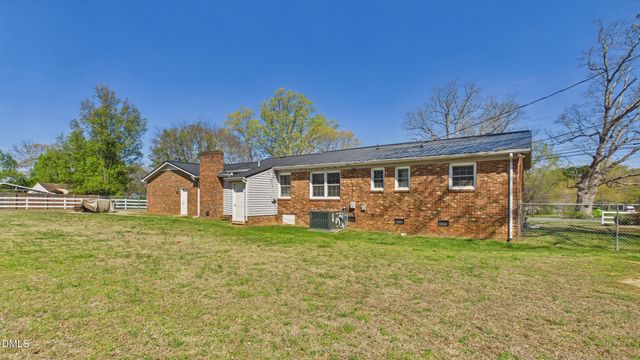 1506 Cadiz Street, Burlington, NC 27217
