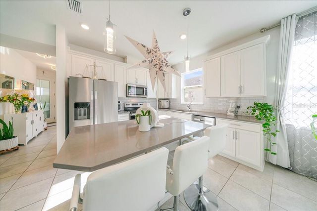 1833 SPRING SHOWER CIRCLE, Kissimmee, FL 34744