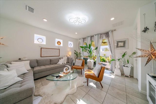 1833 SPRING SHOWER CIRCLE, Kissimmee, FL 34744