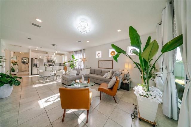 1833 SPRING SHOWER CIRCLE, Kissimmee, FL 34744
