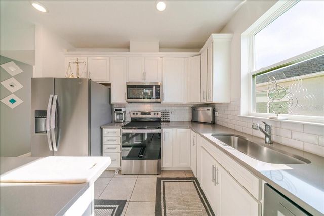 1833 SPRING SHOWER CIRCLE, Kissimmee, FL 34744